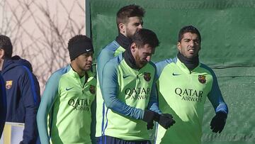 La plantilla azulgrana espera poder conseguir los tres puntos el domingo en el Calderón.