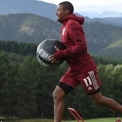 De La Cruz, sobre el futuro de River: "Nos quedan 8 finales"