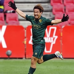 Okazaki, más mordiente para el ataque albinegro