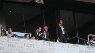Ancelotti, en el palco de Cornellá por su sanción.