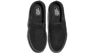 Estas zapatillas Vans de lona, famosas por su ligereza y comodidad, alcanzan su precio mínimo histórico