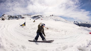 Banked Slalom by Landing Snowboard en Baqueira Beret, 23 de marzo del 2024.