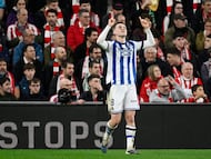 Beñat Turrientes marcó el gol de la victoria de la Real Sociedad ante el Athletic en San Mamés de la ida de semifinales d eCopa.