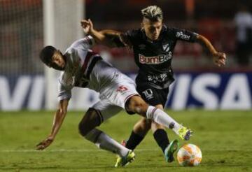 7° puesto: Denilson (camiseta blanca), jugador del Sao Paulo, tasado en 5 millones de euros.