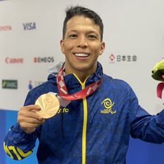 Nelson Crispín gana su tercera medalla: bronce en 50m mariposa