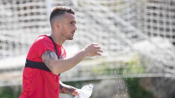 Aleix García entrenando.
