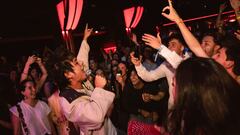 La música que anima una defensa o inspira un triple: ¿qué suena en las canchas y qué en los vestuarios?