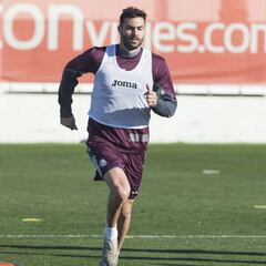 Iborra: "Debemos respetar mucho al Girona"