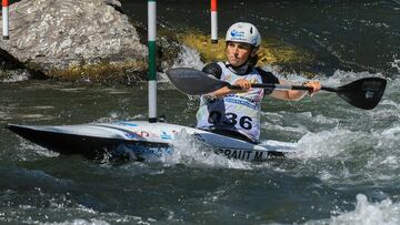 SABERO (LEÓN), 21/08/2022.- La palista Mailanen Chourraut Yuramendi campeona en la prueba K-1, en acción durante el XXVIII Campeonato de España de Eslalom Olímpico que se celebra en Sabero (León), este domingo. EFE/ J.Casares
