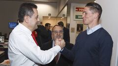 Fernando Torres visitó la redacción de As España