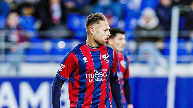 Diego González, recurso de urgencia frente al Almería