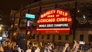 Se pensaba que nunca se ver&iacute;a una imagen as&iacute;, pero los Chicago Cubs pueden presumir de ser los campeones del mundo.