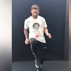 El Messi más circense: toques hasta con una nariz de payaso