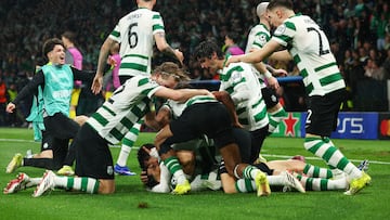 El Sporting celebra el 4-0.