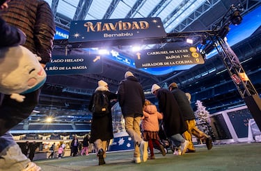 El estadio Santiago Bernabéu acoge la 'Mavidad Bernabeu'. Un envento para toda la familia en el que se puede disfrutar de un buen plan en estas fechas navideñas.