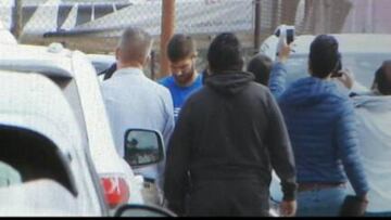 El atacante francés de Tigres se dejó ver en las instalaciones del Volcán sin el aparato ortopédico, después de su lesión cervical en el juego de ida.
