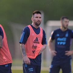 Lionel Messi apunta a ser suplente en el Argentina vs Paraguay de Eliminatorias de Conmebol