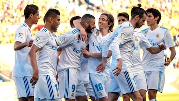 El Madrid celebra uno de sus tres goles en Las Palmas.