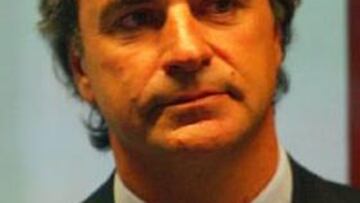 Carlos Sainz correrá el Dakar 2006 con Volkswagen