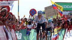 04/09/22 CICLISMO VUELTA A ESPAÑA 2022 
ETAPA 15  MARTOS  -  SIERRA NEVADA  
ENRIC MAS  MIGUEL ANGEL LOPEZ SUPERMAN