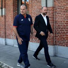 Bielsa aparece en Lille tras no asistir al primer entrenamiento