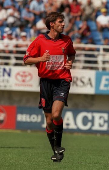 Cuco Ziganda se formó en las categorias inferiores del Osasuna. Permaneció siete años en Osasuna (divididos en dos etapas) 1985 a 1991 y posteriormente desde 1998 a 2001