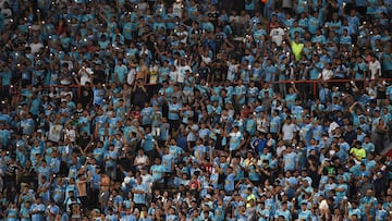 Aficionados de Sporting Cristal.