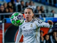 11/11/25 PARTIDO FUTBOL FEMENINO JORNADA 3
WOMENS CHAMPIONS LEAGUE FASE LIGA FASE GRUPOS
REAL MADRID - PARIS FC
EVA NAVARRO