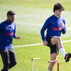 João Félix, Herrera y Trippier, con el grupo; Lemar, lesionado