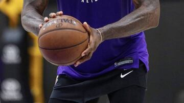 Josh Hart: "¿Por qué parece que LeBron lleva una falda puesta?"