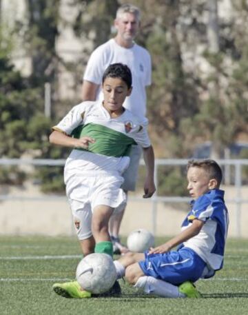 Partido de la final de los Benjamines entre el Elche y el Espanyol. 