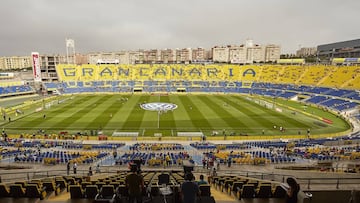 Las Palmas y Nastic se enfrentan buscando una victoria que les permita continuar con sus aspiraciones