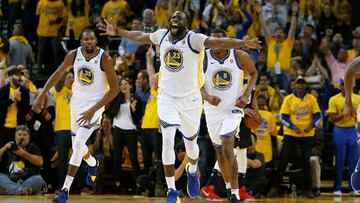 OAKLAND, CA - APRIL 28: Draymond Green #23 of the Golden State Warriors celebrates a basket during Game One of the Western Conference Semifinals against the New Orleans Pelicans at ORACLE Arena on April 28, 2018 in Oakland, California. NOTE TO USER: User expressly acknowledges and agrees that, by downloading and or using this photograph, User is consenting to the terms and conditions of the Getty Images License Agreement. Lachlan Cunningham/Getty Images/AFP
== FOR NEWSPAPERS, INTERNET, TELCOS & TELEVISION USE ONLY ==