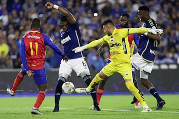 Atajó los 3 partidos de su equipo hasta el momento. Aunque recibió gol contra Millonarios y Nacional, sacó su valla invicta en el triunfo sobre Santa Fe.