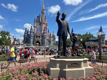 Disney suspende a empleados venezolanos con TPS: tienen 30 das para conseguir un nuevo permiso