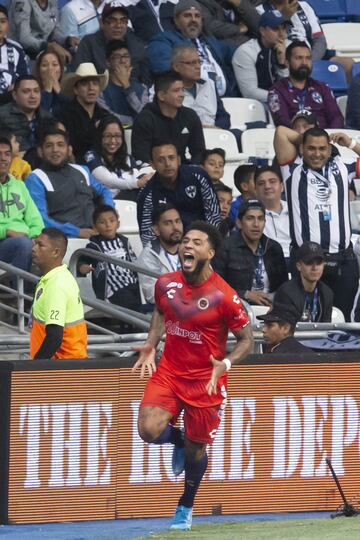 El ahora ídolo de Veracruz no continuará en el equipo luego de todas las peripecias pasadas en el cuadro del puerto. El mismo futbolista de origen inglés señaló que posiblemente regrese a Brasil