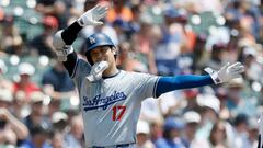 DETROIT, MI - JULY 13: Shohei Ohtani #17 of the Los Angeles Dodgers celebrates his triple against the Detroit Tigers during the first inning at Comerica Park on July 13, 2024 in Detroit, Michigan.   Duane Burleson/Getty Images/AFP (Photo by Duane Burleson / GETTY IMAGES NORTH AMERICA / Getty Images via AFP)