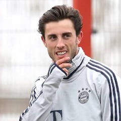 Odriozola ante su ansiado debut en el once del Bayern