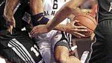 FRENAZO. Djordjevic y el Madrid vieron cortada su racha triunfal.