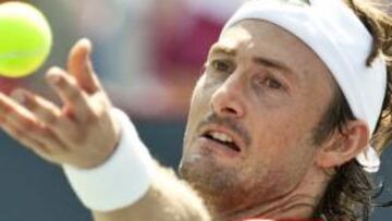 Ferrero cae arrollado por Murray y se despide en octavos