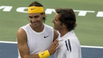 <b>Alegría.</b> Nadal ha regresado a la pista con victoria.