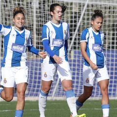 El Espanyol sorprende al Levante; el Logroño hunde al Betis