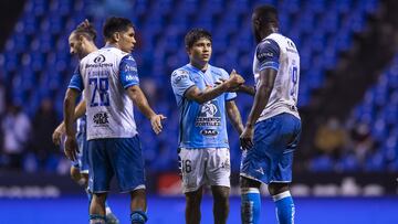 (L-R), Javier Eduardo Lopez of Pachuca and Jozy Altidore of Puebla during the game Puebla vs Pachuca, corresponding Round 13 the Torneo Apertura 2022 of the Liga BBVA MX at Cuauhtemoc Stadium, on September 07, 2022.

<br><br>

(I-D), Javier Eduardo Lopez de Pachuca y Jozy Altidore de Puebla durante el partido Puebla vs Pachuca, correspondiente a la Jornada 13 del Torneo Apertura 2022 de la Liga BBVA MX en el Estadio Cuauhtemoc, el 07 de Septiembre de 2022.