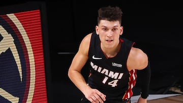 LAKE BUENA VISTA, FLORIDA - SEPTEMBER 23: Tyler Herro #14 of the Miami Heat reacts after a lay-up during the fourth quarter against the Boston Celtics in Game Four of the Eastern Conference Finals during the 2020 NBA Playoffs at AdventHealth Arena at the ESPN Wide World Of Sports Complex on September 23, 2020 in Lake Buena Vista, Florida. NOTE TO USER: User expressly acknowledges and agrees that, by downloading and or using this photograph, User is consenting to the terms and conditions of the Getty Images License Agreement. Kevin C. Cox/Getty Images/AFP
== FOR NEWSPAPERS, INTERNET, TELCOS & TELEVISION USE ONLY ==