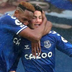 Mina y James en el XI de la semana de la Premier League