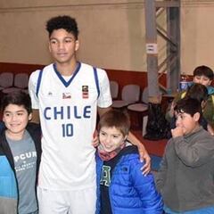 Maxwell Lorca: "Mi meta es ser el primer chileno en la NBA"