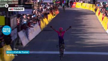 Resumen de la Par¨ªs-Niza, etapa 7: Mart¨ªnez gana y Bernal lidera la fiesta colombiana