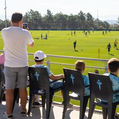 El Celta celebra su 99 cumpleaños con la afición