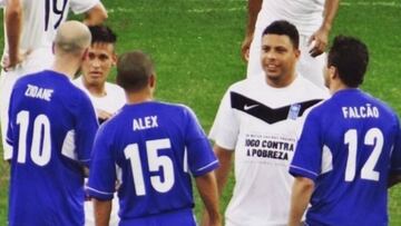 Neymar sube una foto con Zidane en plena oleada de rumores sobre su posible llegada al Madrid.