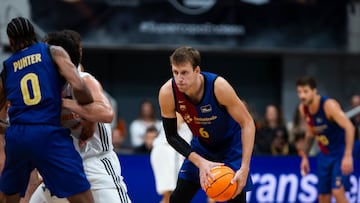 Jan Vesely, Czech pivot player of FC Barcelona Basket during the match, Real Madrid vs FC Barcelona Endesa Super Cup semi-final match Sports Palace of Murcia, Murcia, Region of Murcia 21 september 2024.